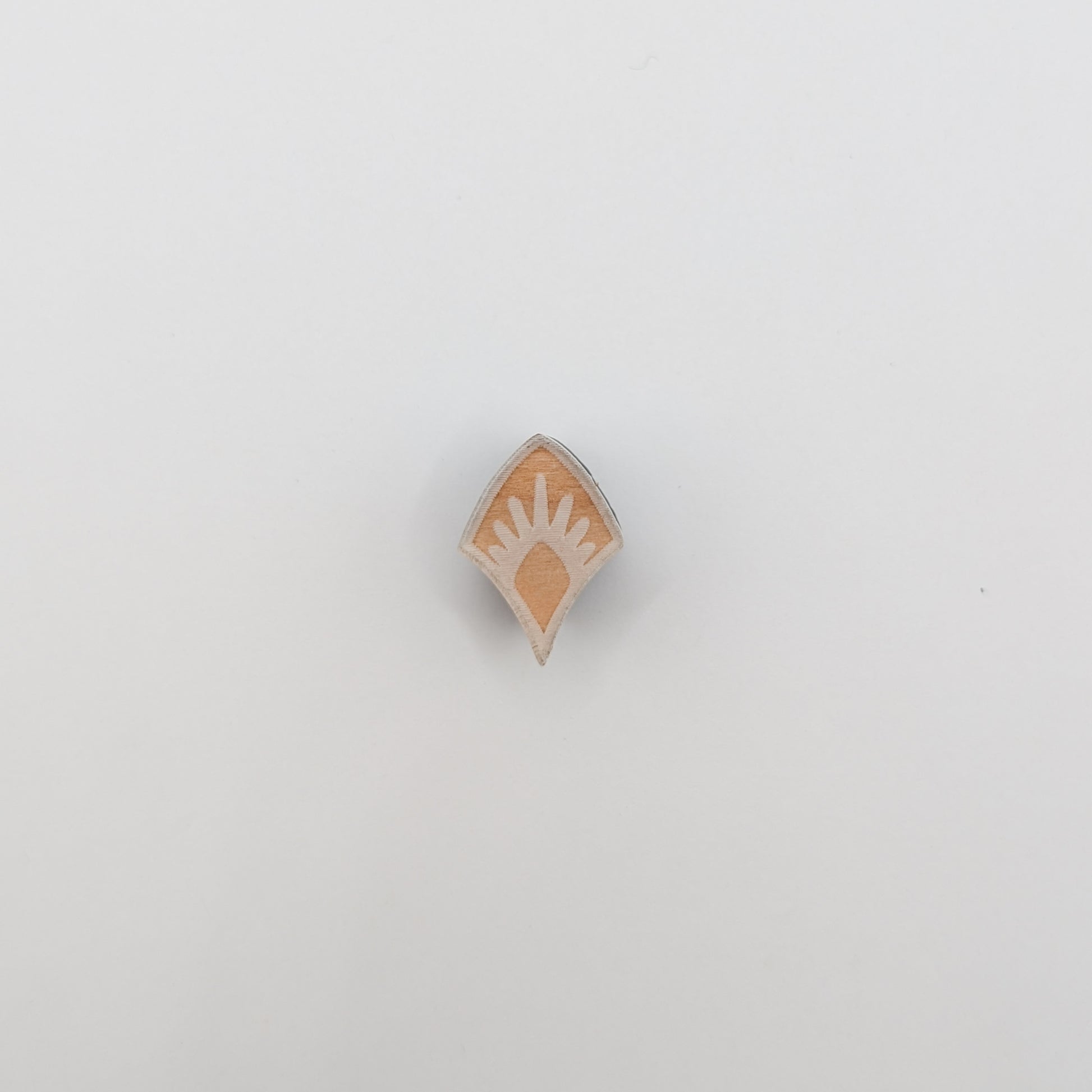 Ray_TeardropAccent_1
